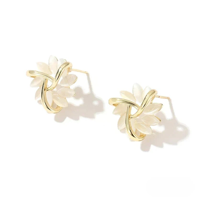 Sienna™ | Eleganckie Kolczyki Stud z Opalowym Płatkiem i Okręgiem